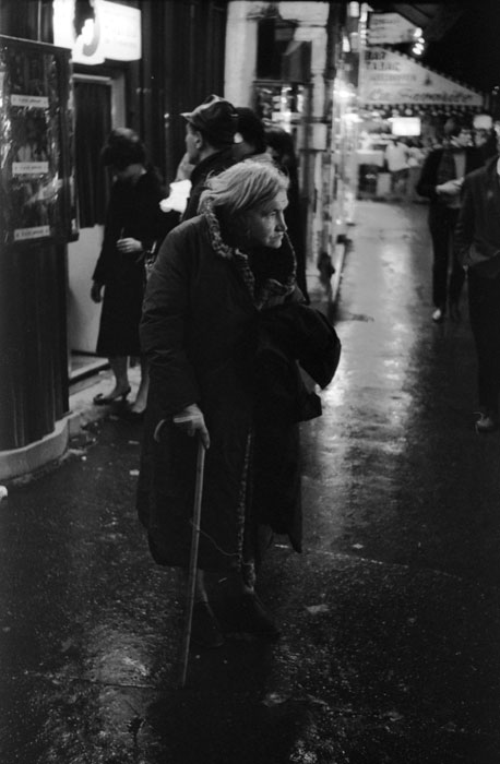 Boulevard Pigalle la Nuit - Paris 1965